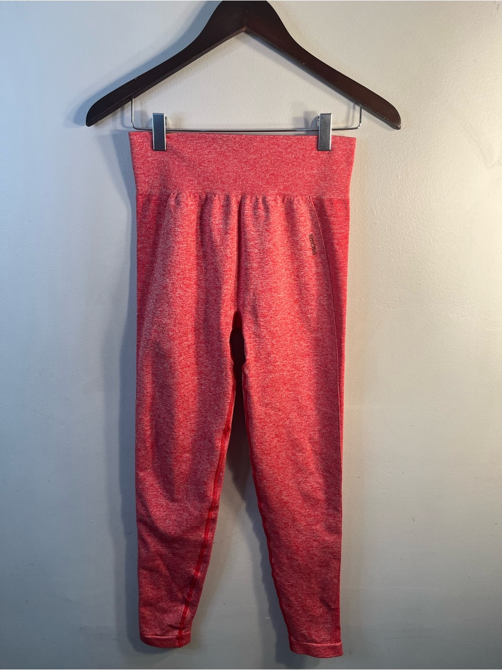 Gymshark Women’s Leggings Seamless Pull-On Red Size L Athletic Compression - Picture 2 of 6